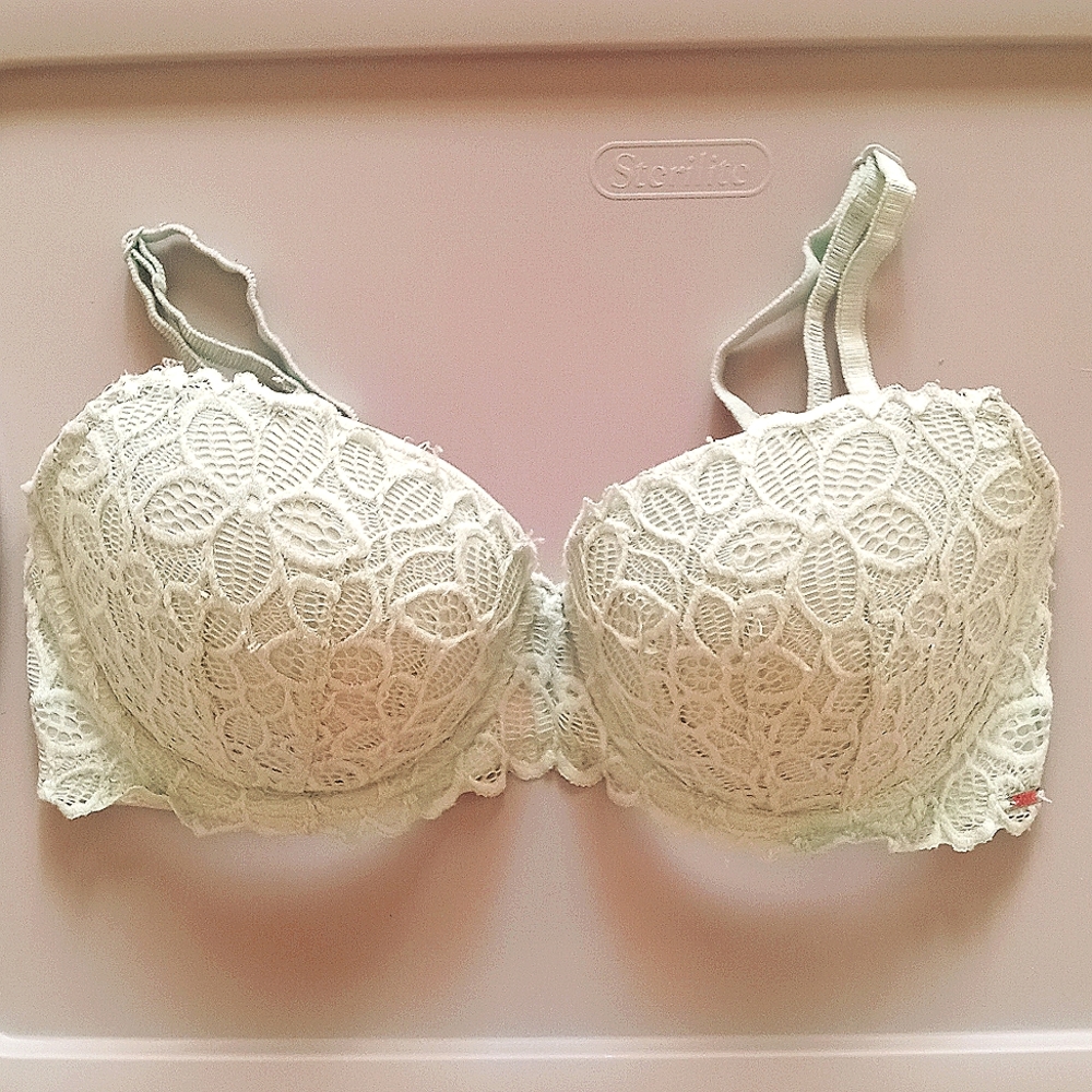 Floral Lace Push-Up Bra